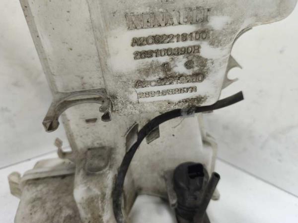 RESERVOIR LAVE GLACE RENAULT - Vue 3